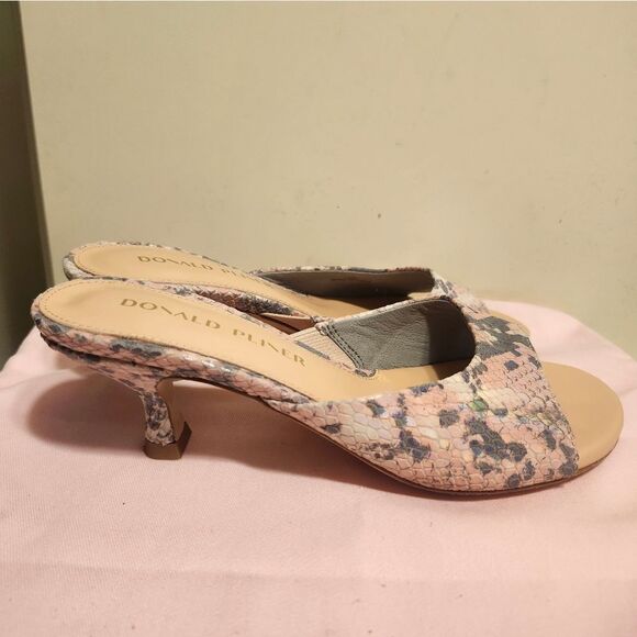 Donald J Pliner "Luis" Peach Python Print Leather Slide Sandals Sz.6 Ret.$235 - Picture 1 of 9